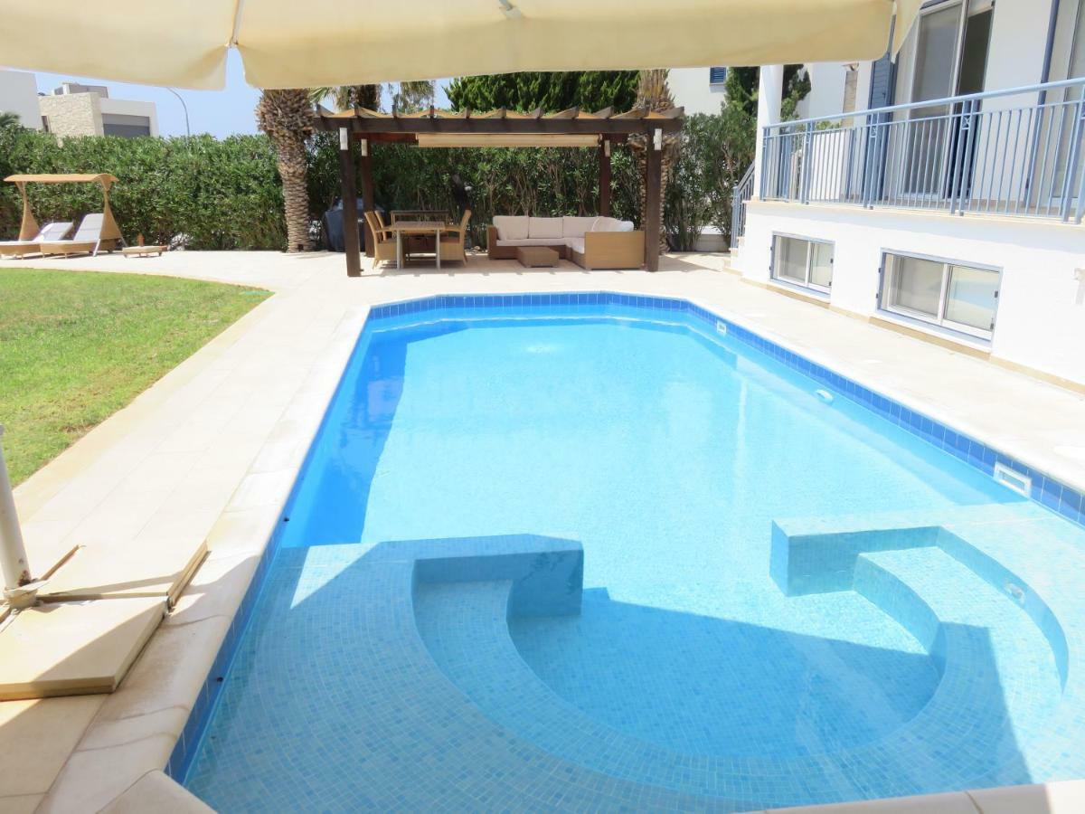 Villa Victoria Пафос Экстерьер фото
